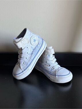 Disney x Converse All Star Infant High Tops Frozen White Blue Size 5